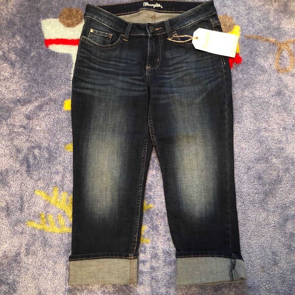 Wrangler Cuffed Capri - Picture 4 of 4